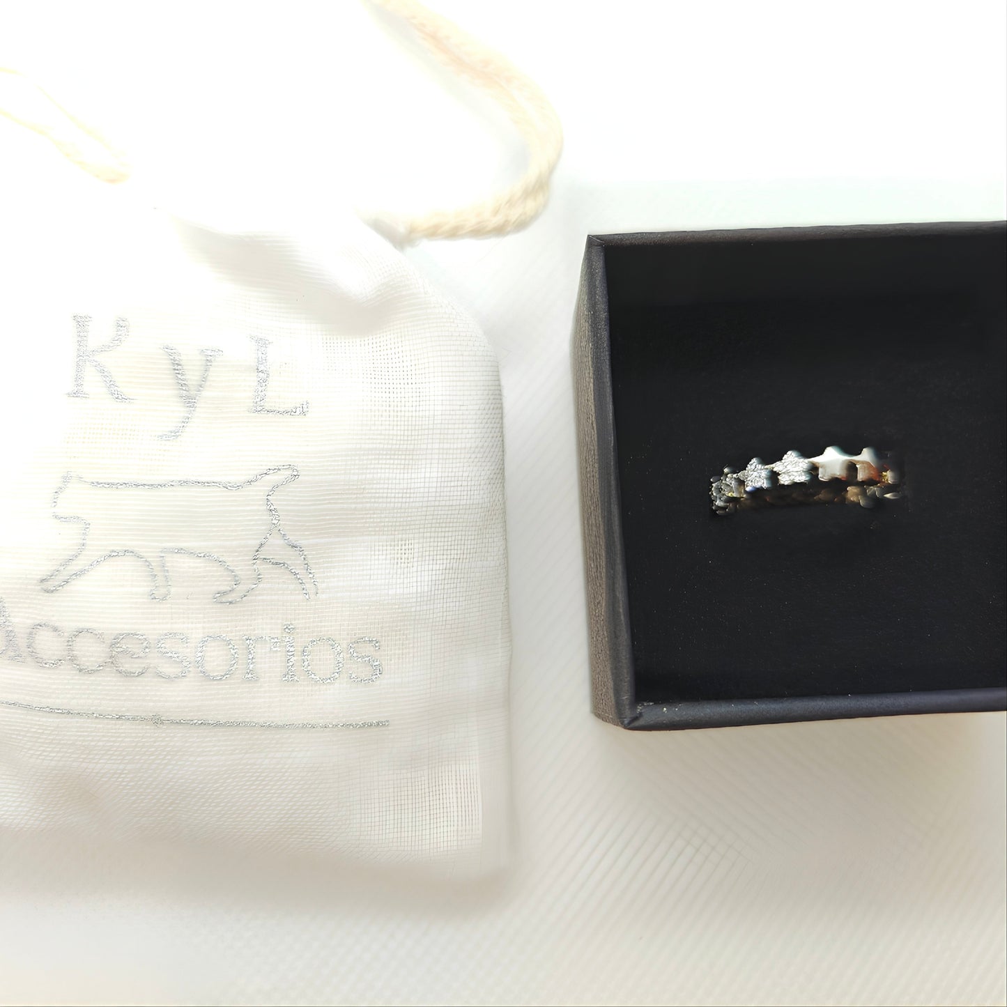 Anillo Tati