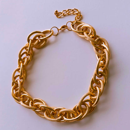 Collar Tina