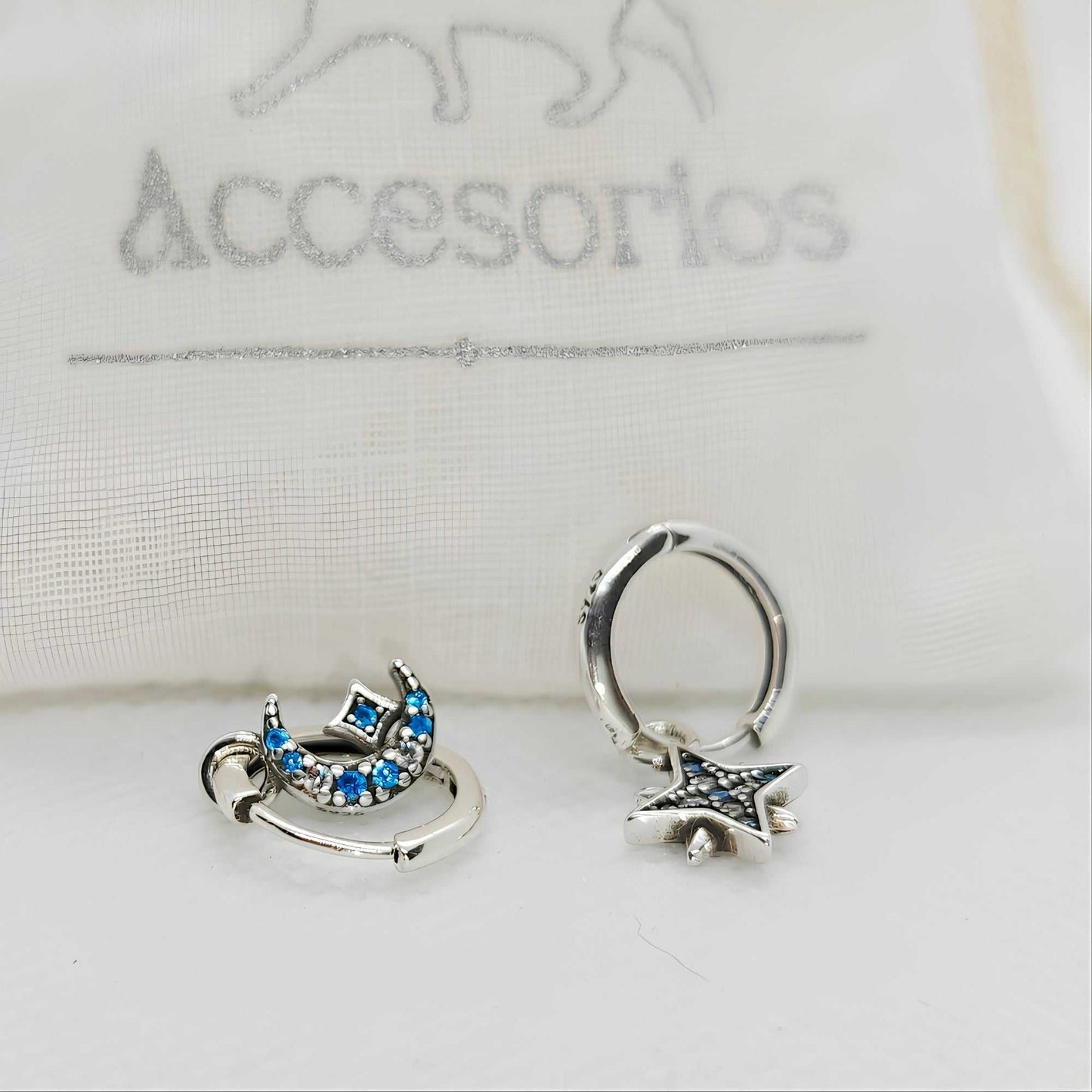 Pendientes Luar