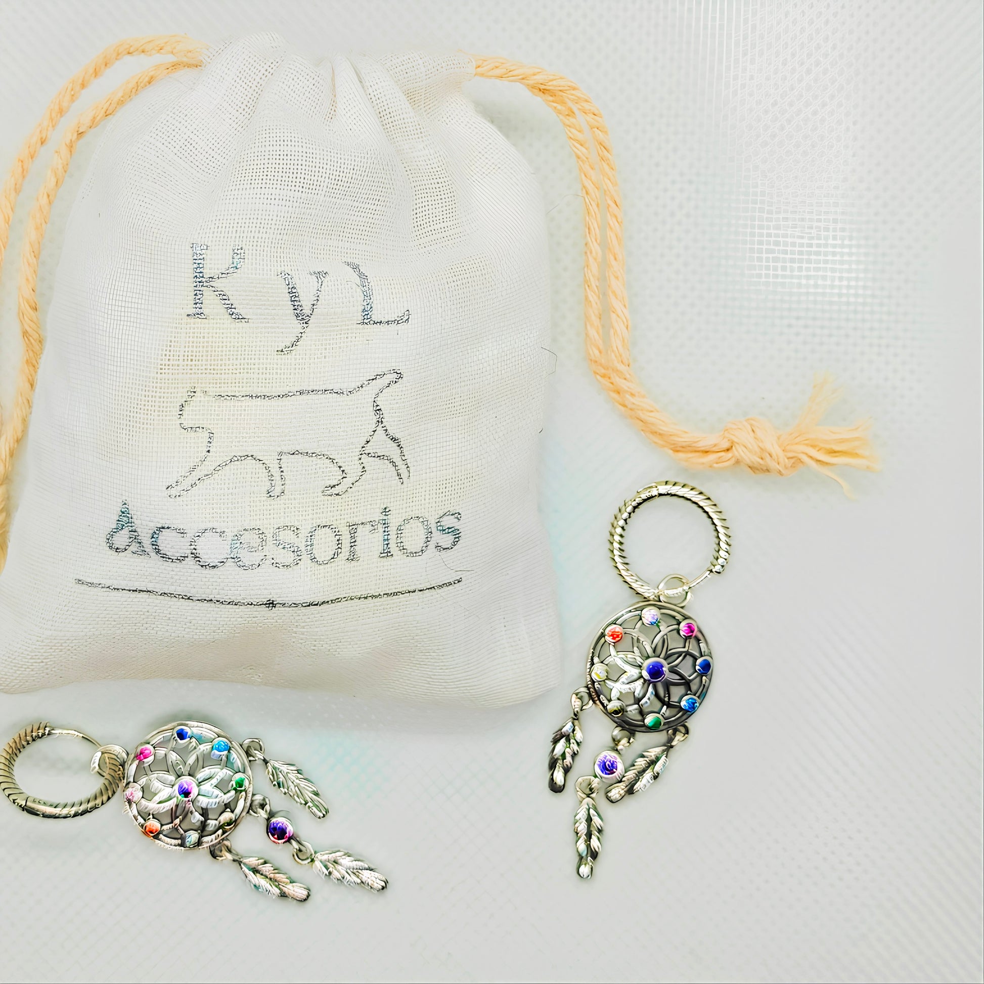 Pendientes Kiara K y L Accesorios